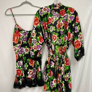 Victoria's Secret Gold Label Vintage SET Slip and Robe Black Floral Size Medium
